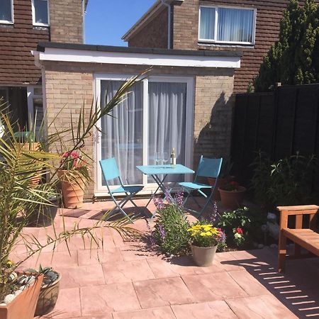 Basingstoke En Suite Room In Garden Annex Esterno foto