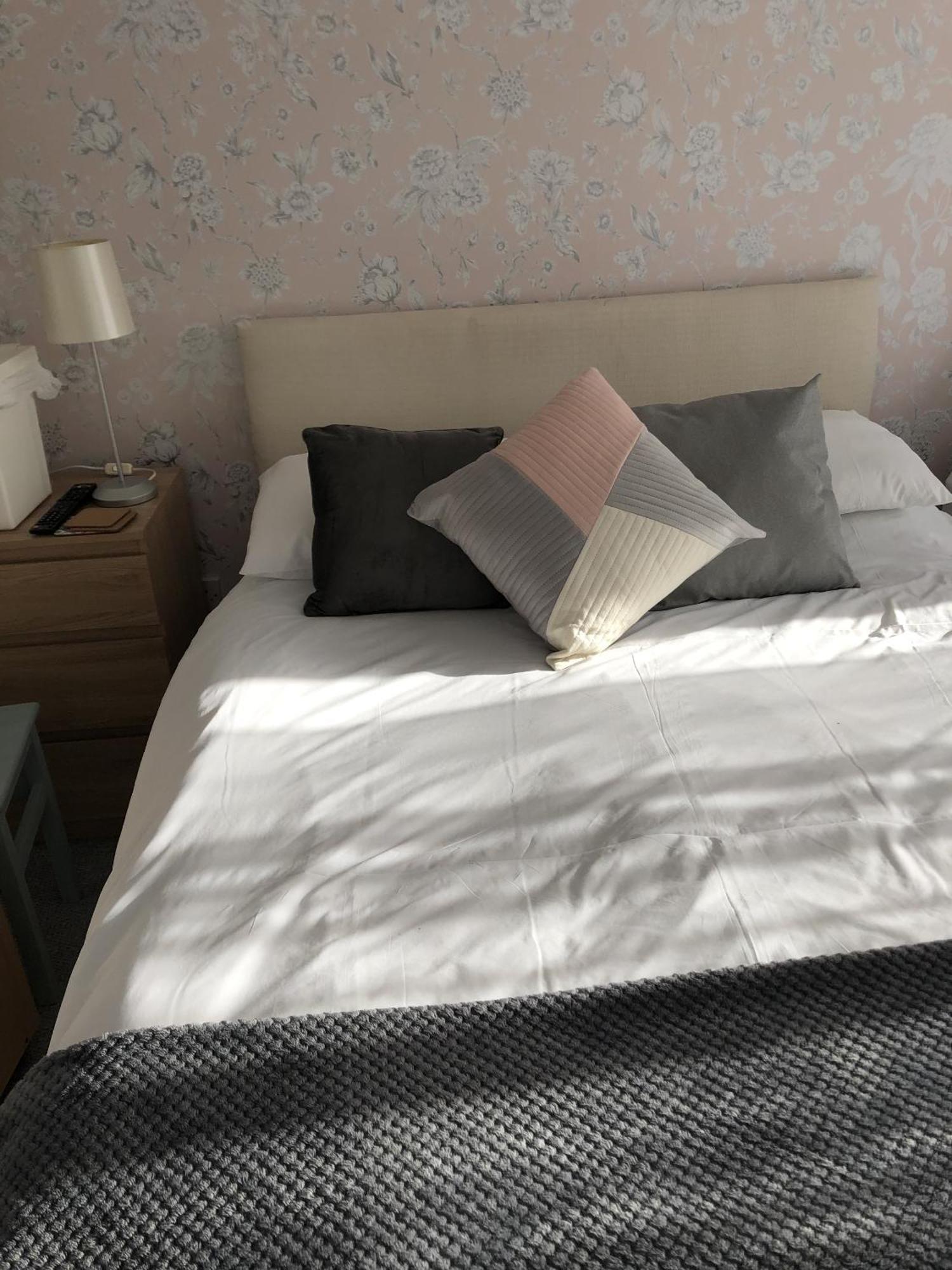 Basingstoke En Suite Room In Garden Annex Esterno foto